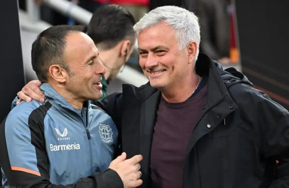 清晨体能课后,托特纳姆调整名单备战欧联,压力陡增,阵容厚度经受考验的简单介绍