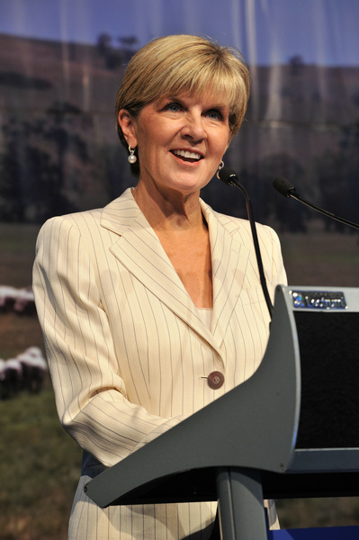 包含JackeyLove赛事官方发布连败新规，澳大利亚队争议不断！的词条