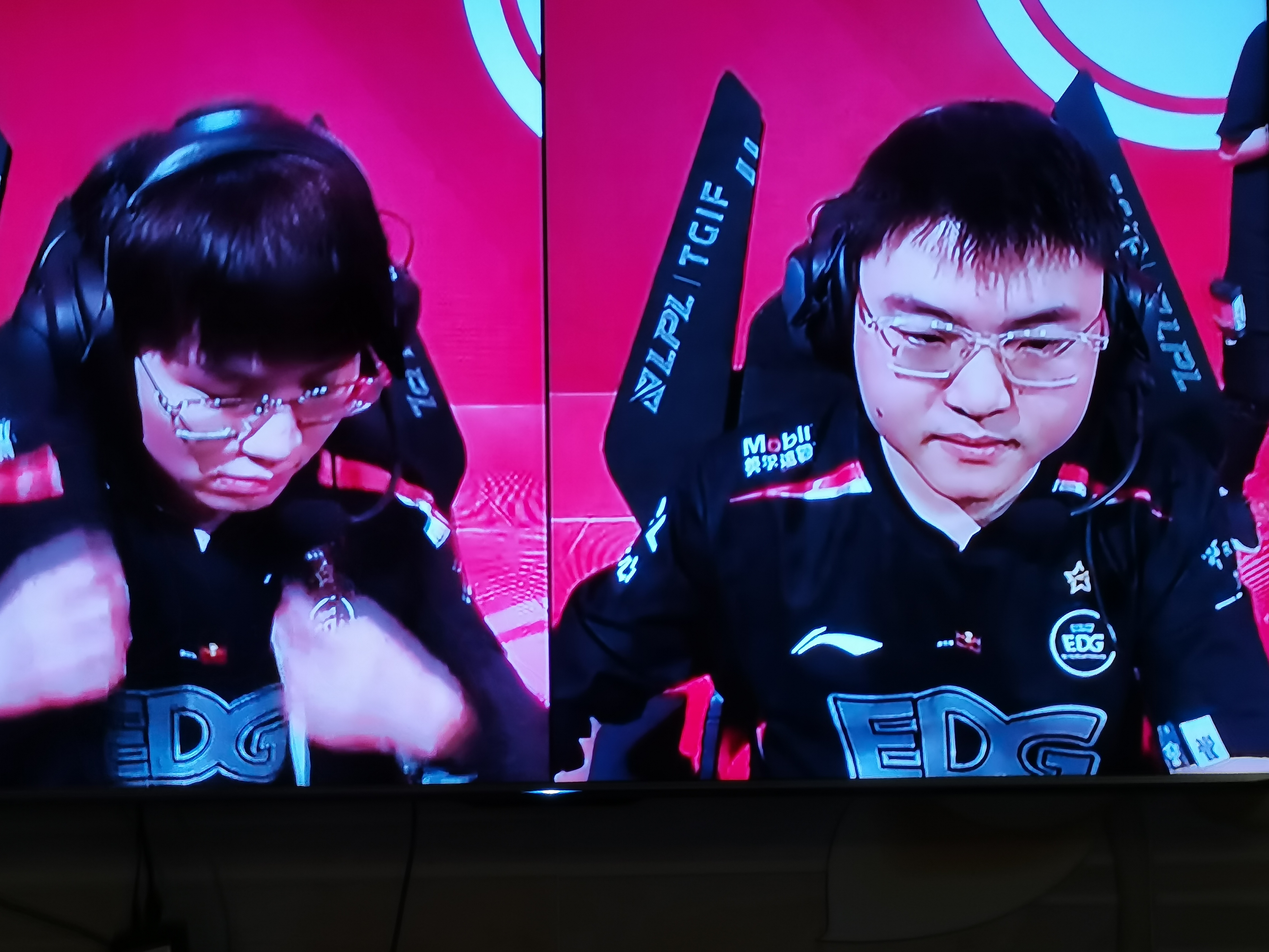 Uzi关键节点挺进下一轮,RNG带队取胜!的简单介绍